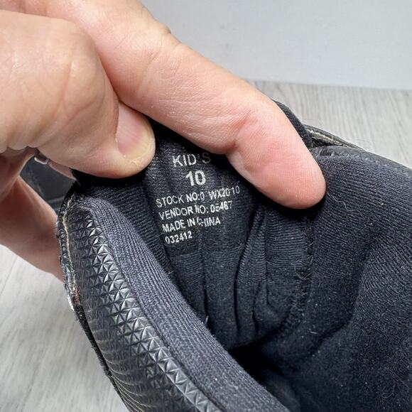 L.L.Bean Big Kids' Northwoods Snow Winter Boots Black Red Size 10 - Picture 5 of 9